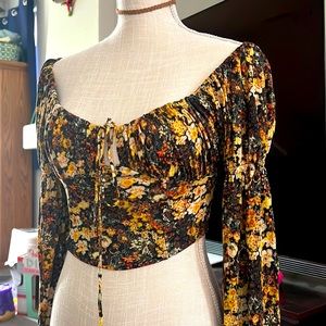 Gorgeous dark floral off the shoulder urban outfitters top